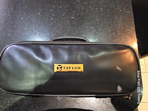 Taylor lawn bowls - lawn, bag